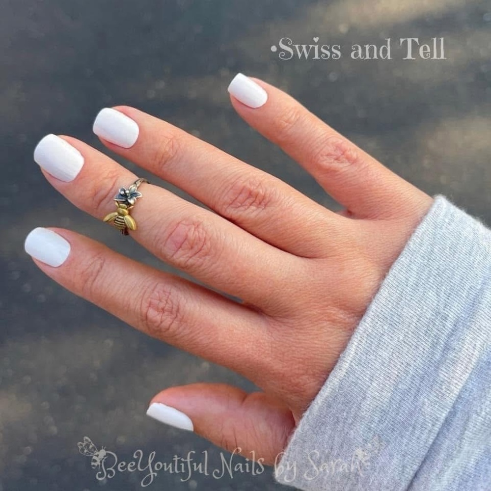 NWT Color Street Swiss & Tell